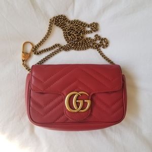 GG Marmont matelassé leather super mini bag
